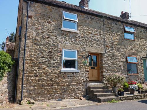 Udvendig, Wren Cottage - Cosy Pet-Friendly Retreat near Middleton Lodge in Middleton Tyas