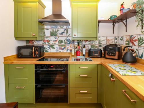 Udvendig, Wren Cottage - Cosy Pet-Friendly Retreat near Middleton Lodge in Middleton Tyas