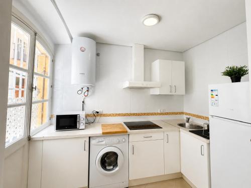Apartamento Cádiz céntrico junto Torre Tavira 2