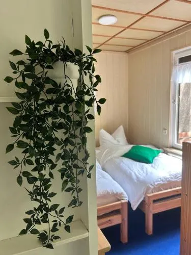 Einfaches Ferienhaus mit Garten und ursprünglichem Retro-Charakter in Schöneiche bei Berlin in Schöneiche, Deutschland
