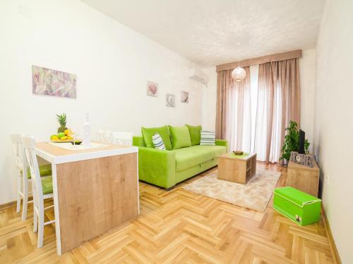 Peace 2 Apartments with parking Budva Montenegro