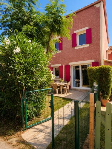 Maison de vacances avec piscines