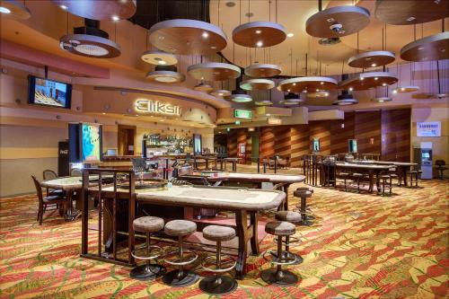 Mond, Resort & Entertainment 5