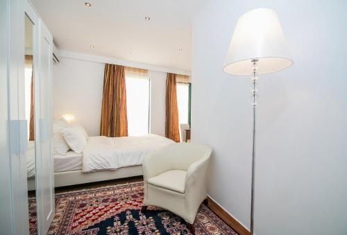 Danezis City Stars Apartments - image 3