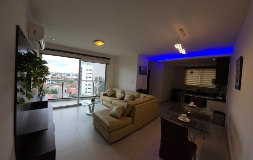 Cozy apartment with city views