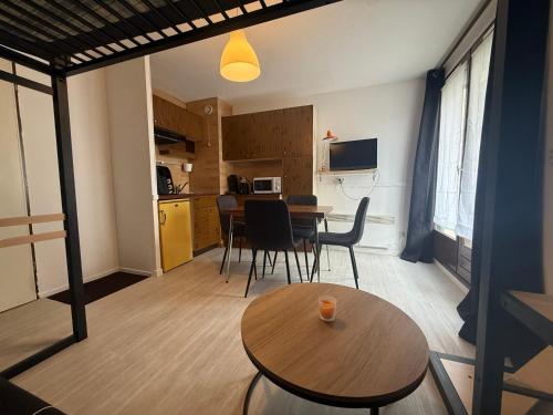 Studio cabine vue montagne - 4 pers. - FR-1-557-143