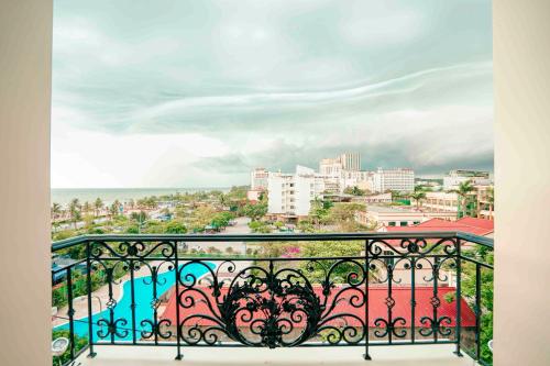Khach san Chinh Thuy in Thanh Hoá / Sầm Sơn Beach
