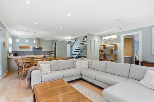 Ocean Mist Retreat - Family Friendly Getaway in St Leonards