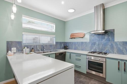 Ocean Mist Retreat - Family Friendly Getaway in St Leonards