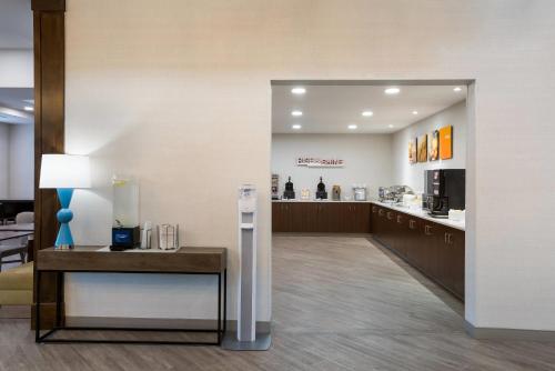 Comida y bebida, Comfort Inn & Suites Gaylord in Gaylord (MI)