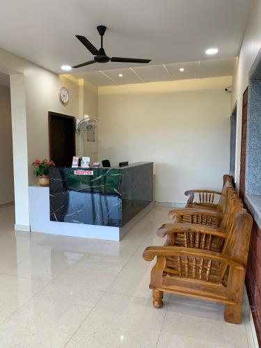 Anandi Hotel,Guhagar in Guhagar