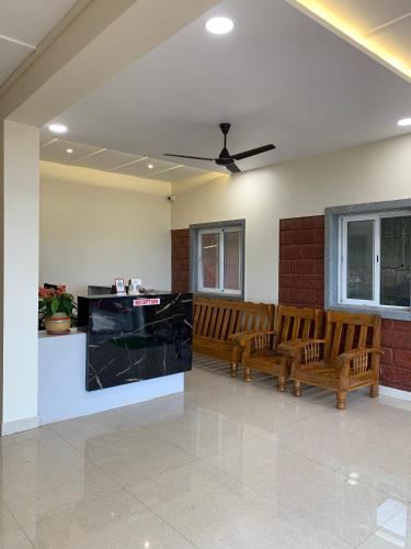 Anandi Hotel,Guhagar in Guhagar