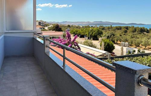 Viesnīcas āriene, Amazing Apartment In Sibenik With House Sea View in Zablace