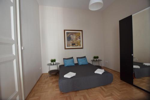Standard Apartment by Hi5 - Muzeum 5