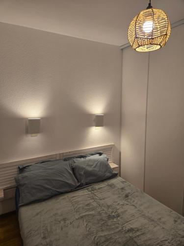 2 bedrooms, 3 beds