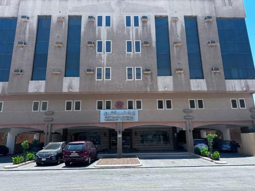 ايواء قمر الشرق للشقق المخدومة, Dammam