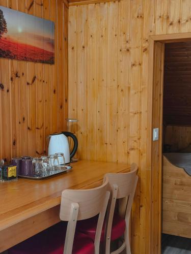 Le Refuge Hotel Restaurant in Axalp