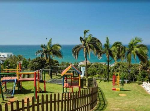 Taman, SOL & SEA View Apartment in Ballito