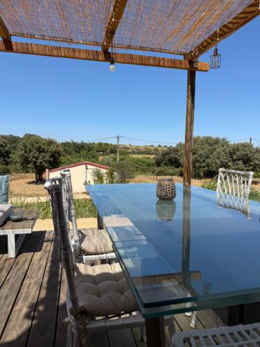 Cabane avec piscine privée en Provence Terrasse & Nature (Cabane avec piscine privee en Provence Terrasse & Nature) in Lancon-Provence