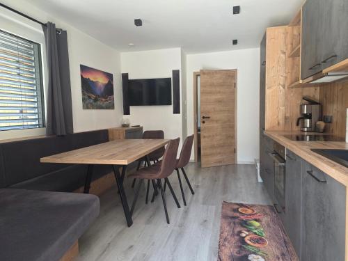 Mountainlights Apartment in 诺斯塔德因斯图百塔