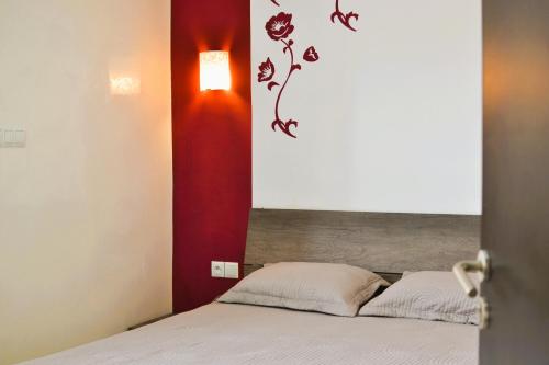 침대, L'escapade d'Agadir - 2 chambres - Plage et Centre à proximité (L'escapade d'Agadir - 2 chambres - Plage et Centre a proximite) in 헤이 엘 파라흐