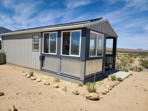 Wildlife BBQ, Stargazing Black Cat Ranch Awaits in Terlingua (TX)