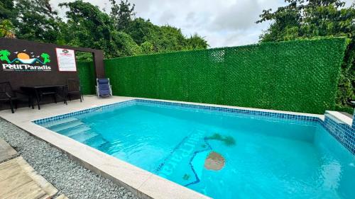 Petit Paradis Villas Soliel Couchant in Corinth