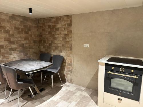 Κουζίνα, Cozy Home in Πόλη Τ'μπιλισι