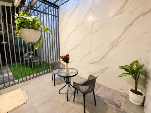 The Hidden Haven-Luxury Retreat in Badshahpur