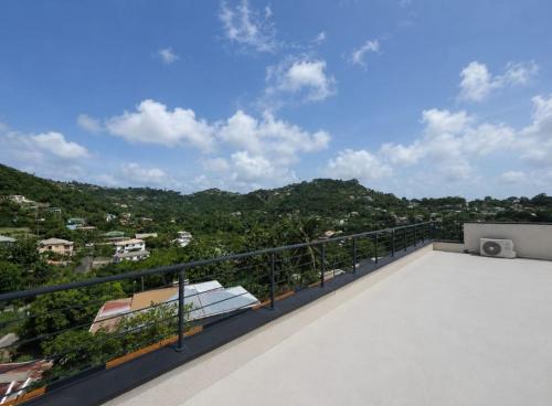 Villa Rosewood Luxury 4BR Villa Private Pool in เมาท์ปาร์นัสซุส
