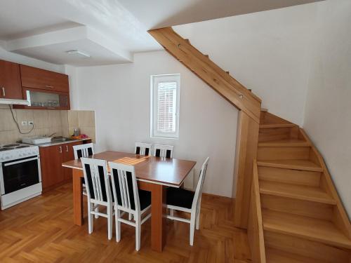 Kraljeva Dolina Duplex Apartment in Kopaonik
