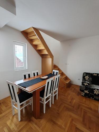 Kraljeva Dolina Duplex Apartment in Kopaonik