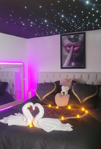 Le Chalet romantique avec jacuzzi privatif in Lirac