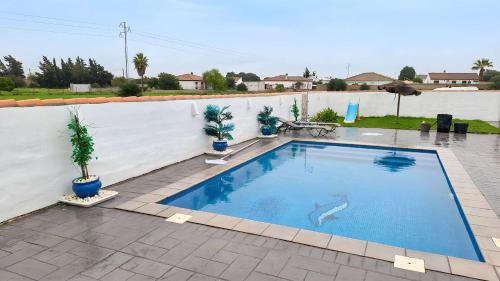 Casa Moderna con piscina privada y barbacoa