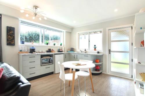 Kitchen, Waikanae Beach Suite Retreat in Waikanae