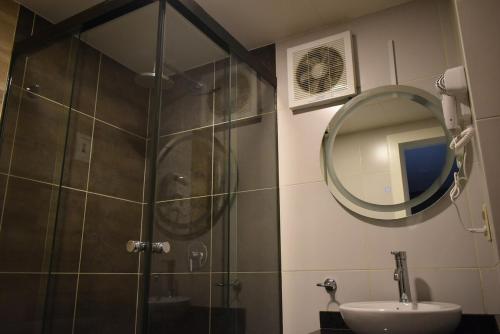 Departamento moderno de 1 dormitorio en Sopocachi La Paz - image 4