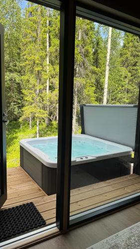Silencius Cabin With Private Jacuzzi in Ylikyla