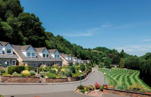 Crylla Valley Cottages - access to pool, gym, spa and more