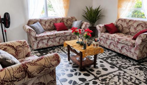 Liz B&B Hideaway in เมาท์ปาร์นัสซุส
