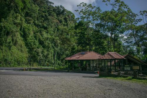 Entrance, Tapirus Lodge and Reserve in Birri De Santa Barbara