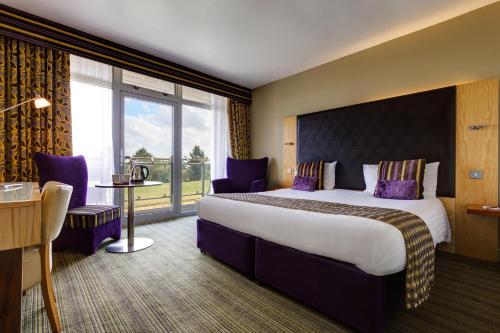 St Mellion Estate St. Mellion International Resort is a popular choice amongst travelers in Plymouth, whether exploring or just passing through. The hotel offers guests a range of services and amenities designed to pro