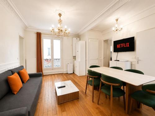 Quartier Nation 2 Bedroom Apartment with Netflix