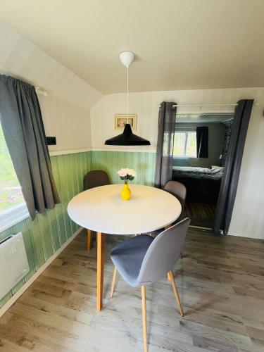 Cozy stuga in Swedish Lapland in Kangos