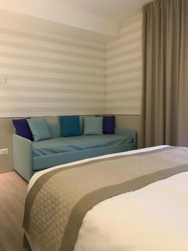 Superior Double or Twin Room with access to the Beach image 10