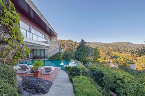 สภาพแวดล้อมโดยรอบ, Infinity Villa Cavez - Luxury Retreat in โตรฟา