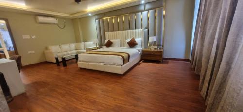 The Vaishnavi Hotel , Buxar Bihar in Buxar