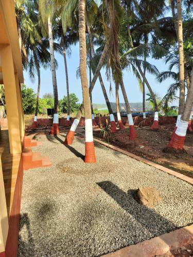 Sulochana Beach House in Ambolgad