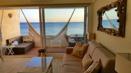 Apartment with Sea View room in Akisol Sesimbra Beach II