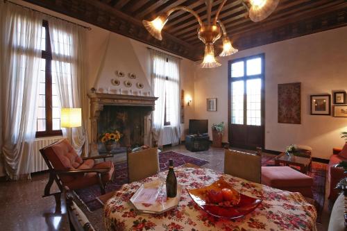 Appartamenti Palazzo Foscarini . - image 7