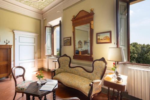 Villa storica di famiglia sui colli senesi in Costalpino